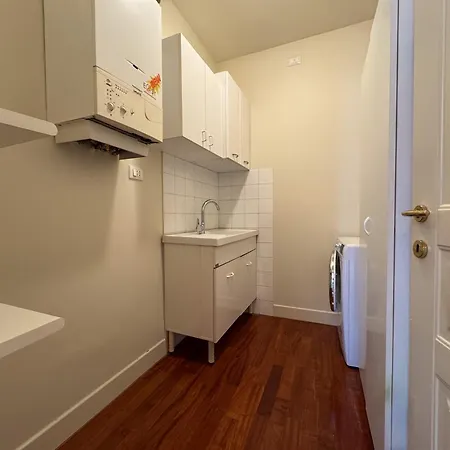 Incanto Apartment *